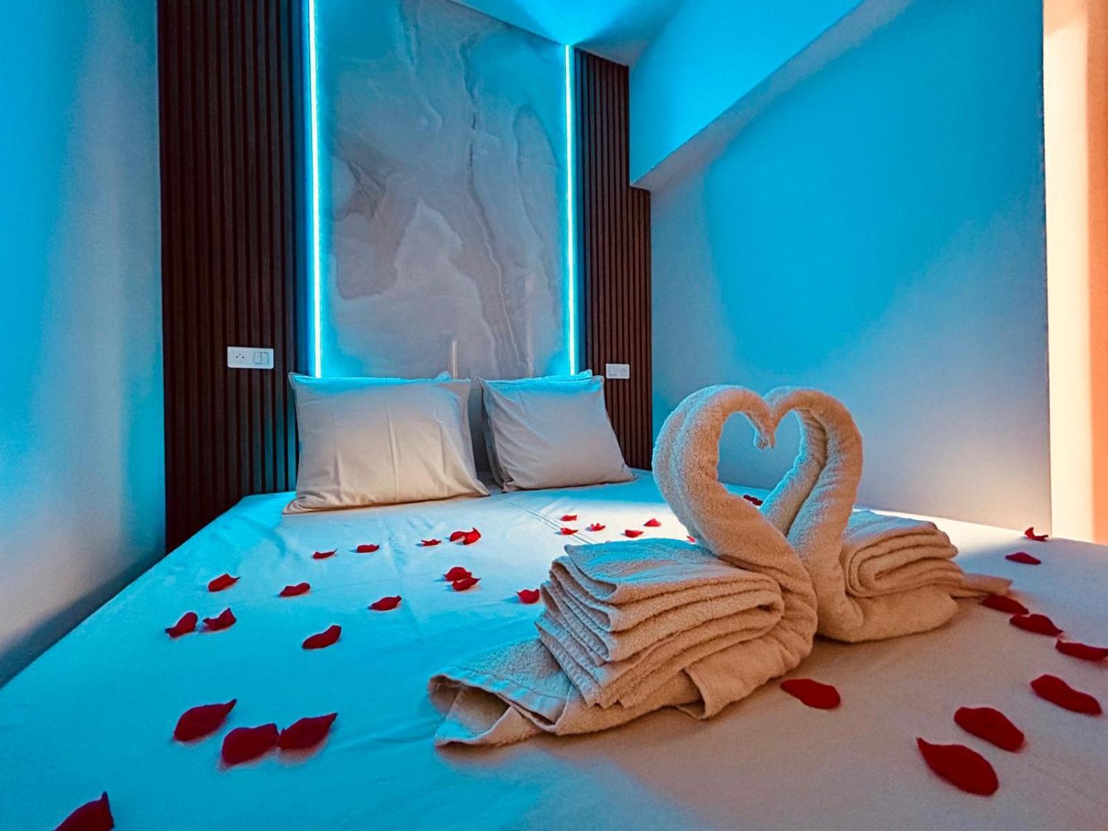 Intimate Escape - Seaside - Spa Bath - Wifi - Ac Nice Eksteriør billede