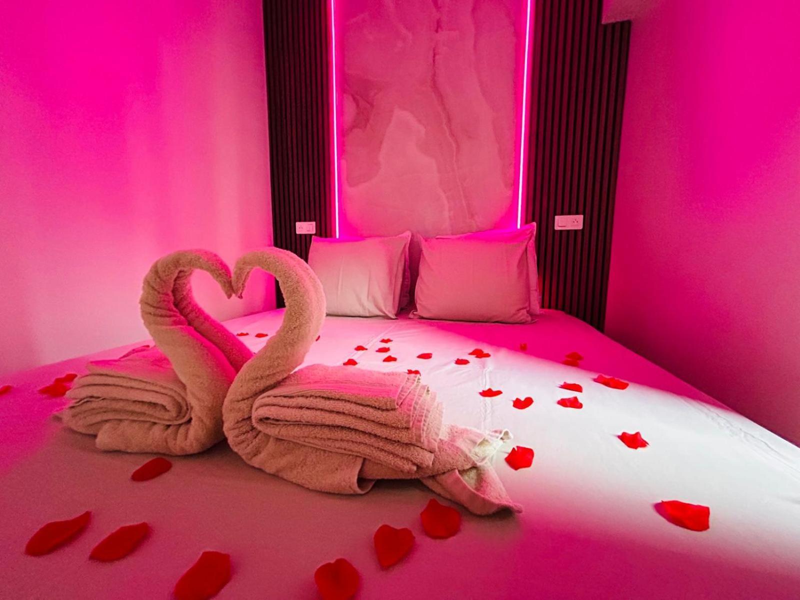 Intimate Escape - Seaside - Spa Bath - Wifi - Ac Nice Eksteriør billede