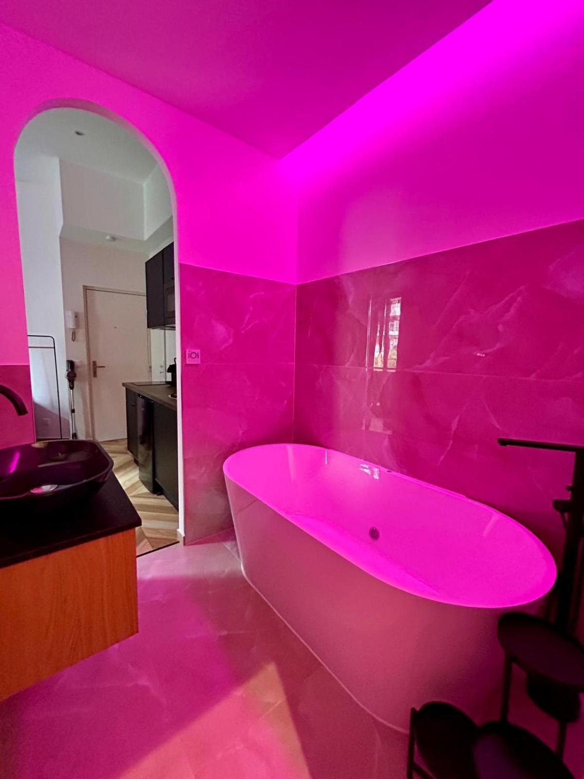 Intimate Escape - Seaside - Spa Bath - Wifi - Ac Nice Eksteriør billede